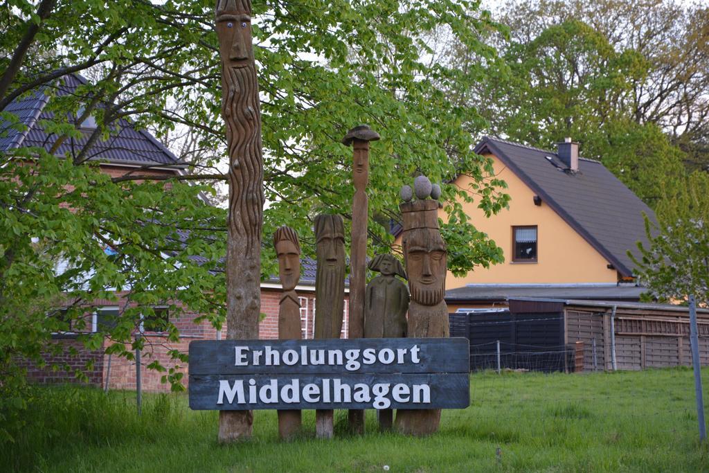 Reethaeuser Auf Ruegen Middelhagen Exterior photo