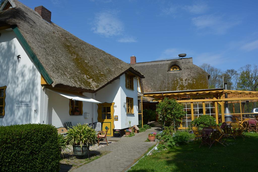 Reethaeuser Auf Ruegen Middelhagen Exterior photo